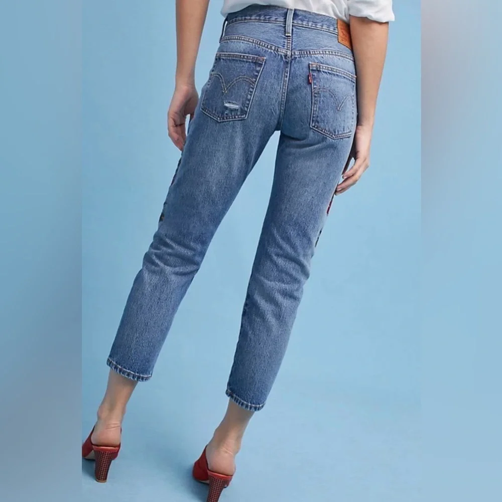 Levi’s 501 Size 26 Taper Floral Rose Embroidered Distressed Jeans - RARE✨ - Picture 9 of 14